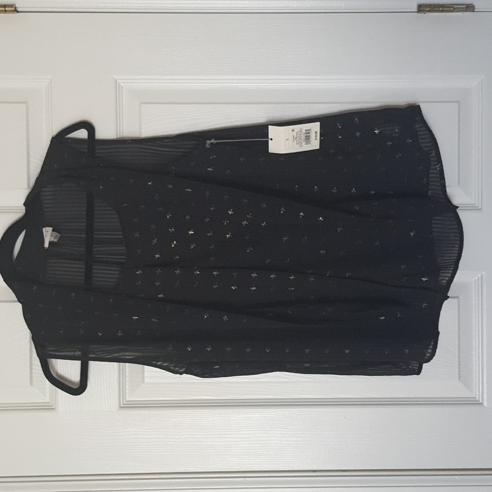 Sleeveless blouse